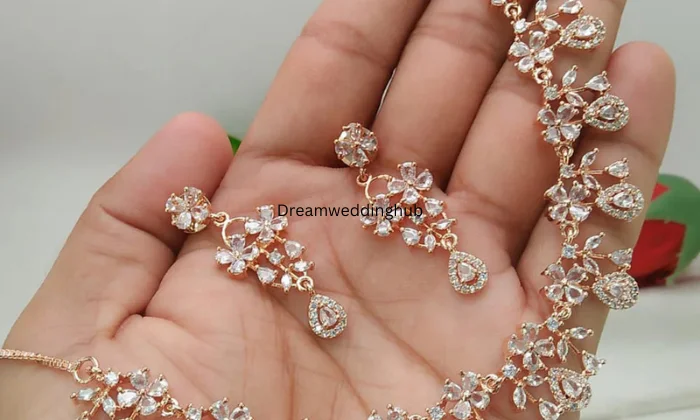 Dazzling Jewels by Papia